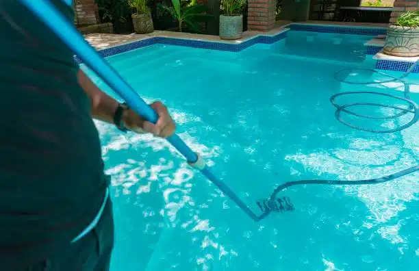 entretien pour une piscine saine