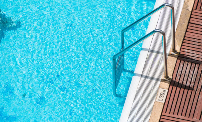 Les avantages des piscines coque en époxy : pourquoi choisir ce modèle ?